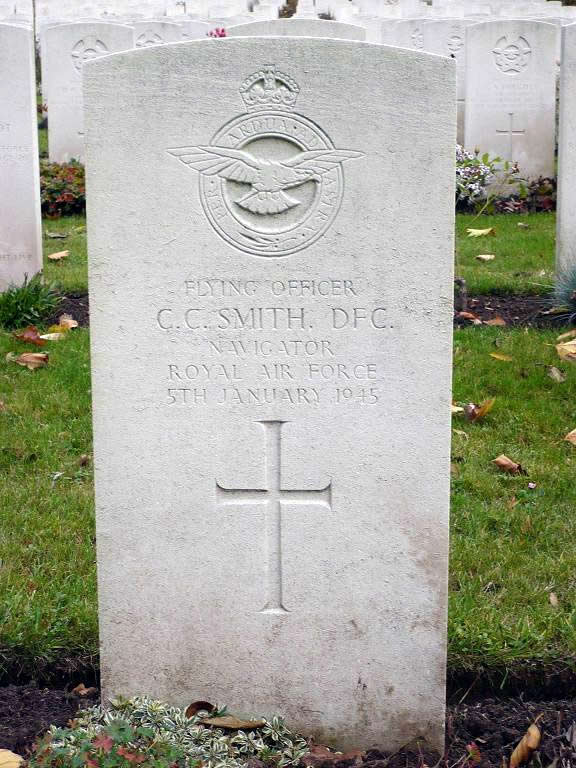 headstone image for F/O Smith The war graves photographic project