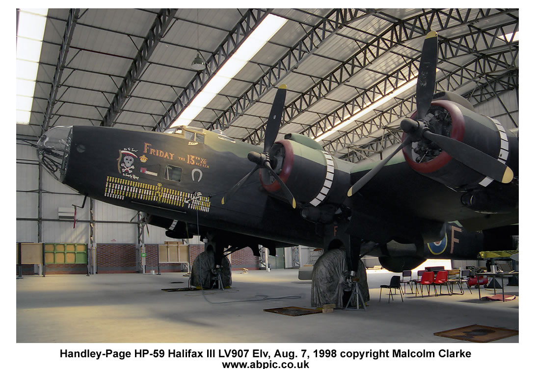 Handley Page Halifax 